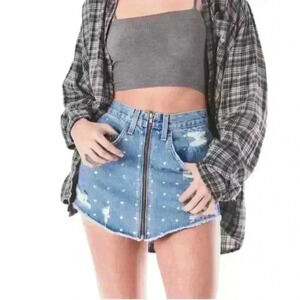 Carmar Beatrice skirt size 25